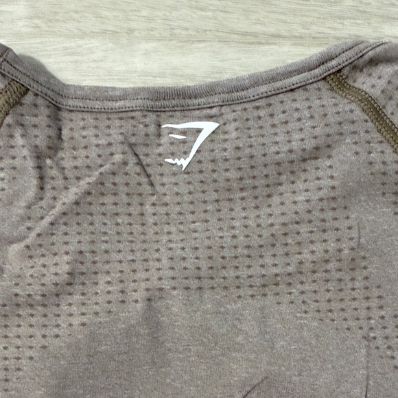 Gymshark light brown  Long Sleeve Crop Top - Medium NEW - Picture 5 of 5